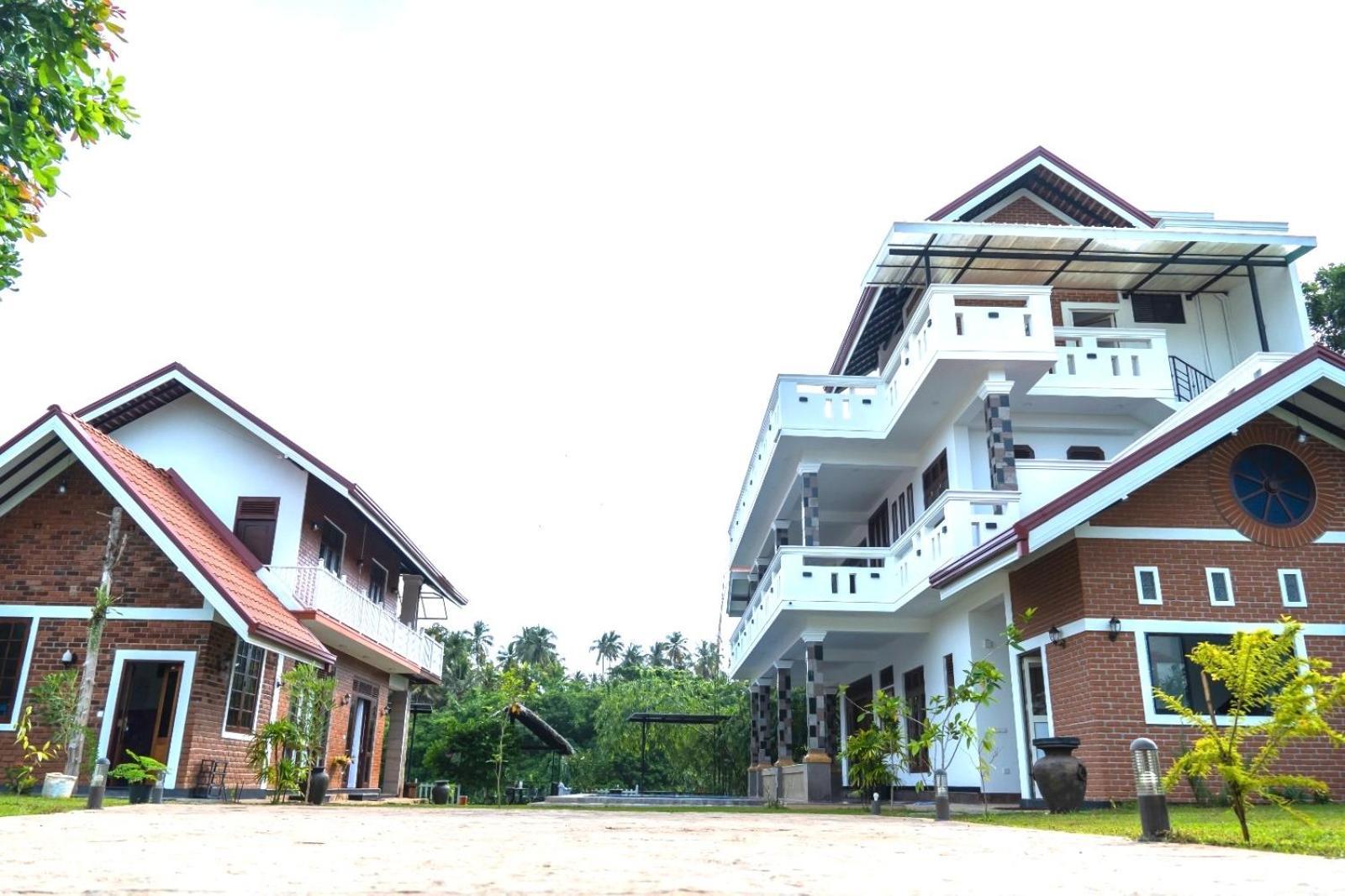 विला Rivershore Wayikkal